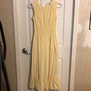 Elegant Yellow Sleeveless Dress